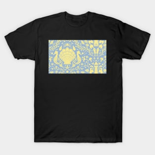 blue summer beach damask pattern with yellow seashells T-Shirt